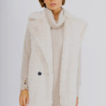Veste fausse fourrure